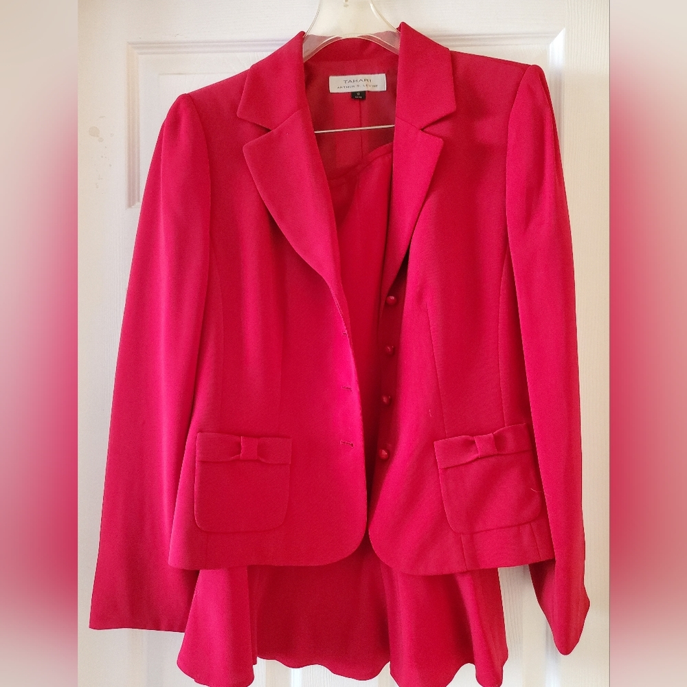 Women's business suit